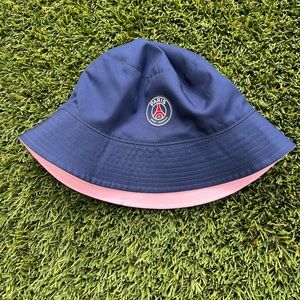 Nike PSG reversible bucket hat